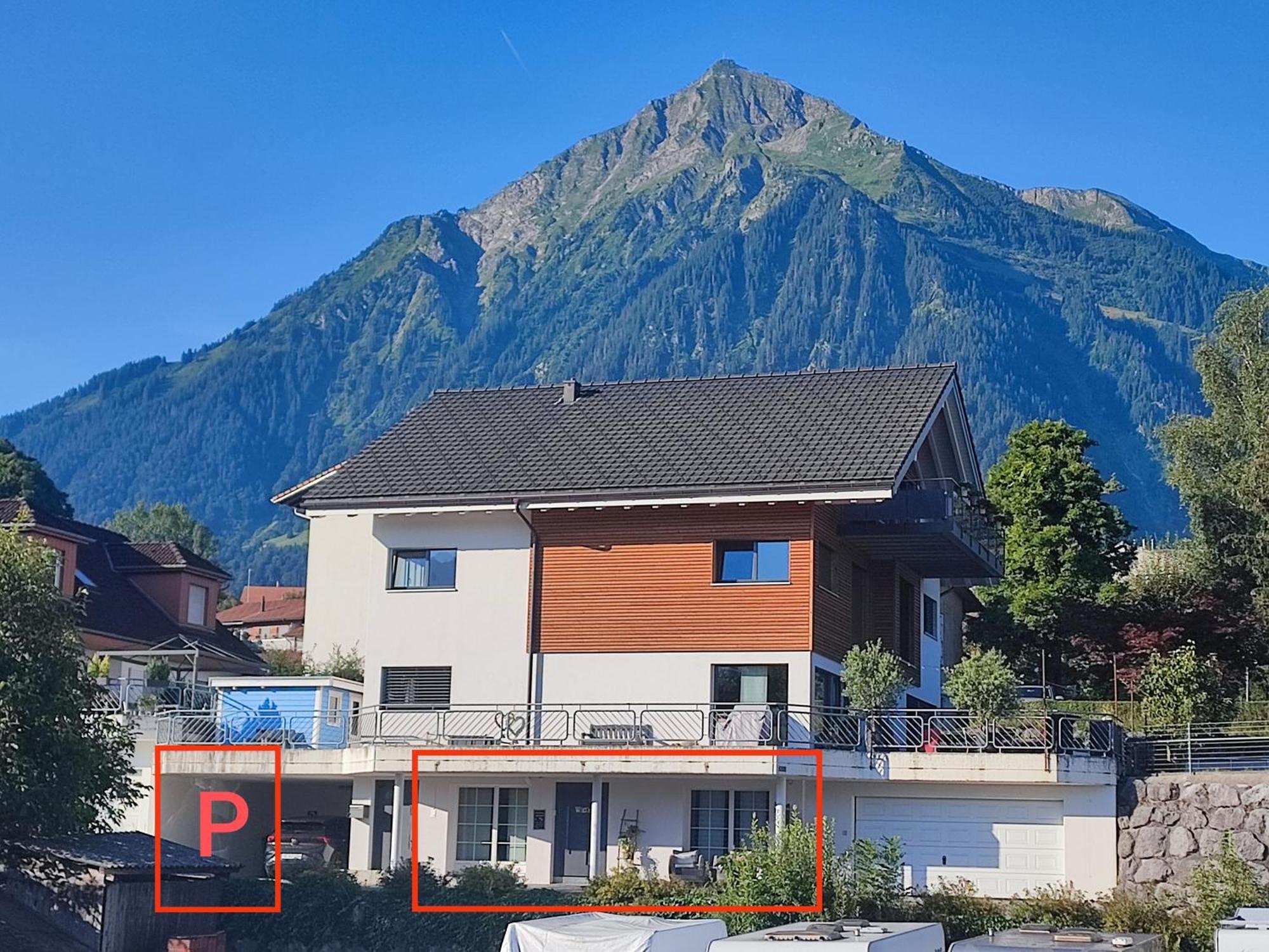 Kleine Auszeit - 2-Zimmer Ferienwohnung Spiez Bagian luar foto