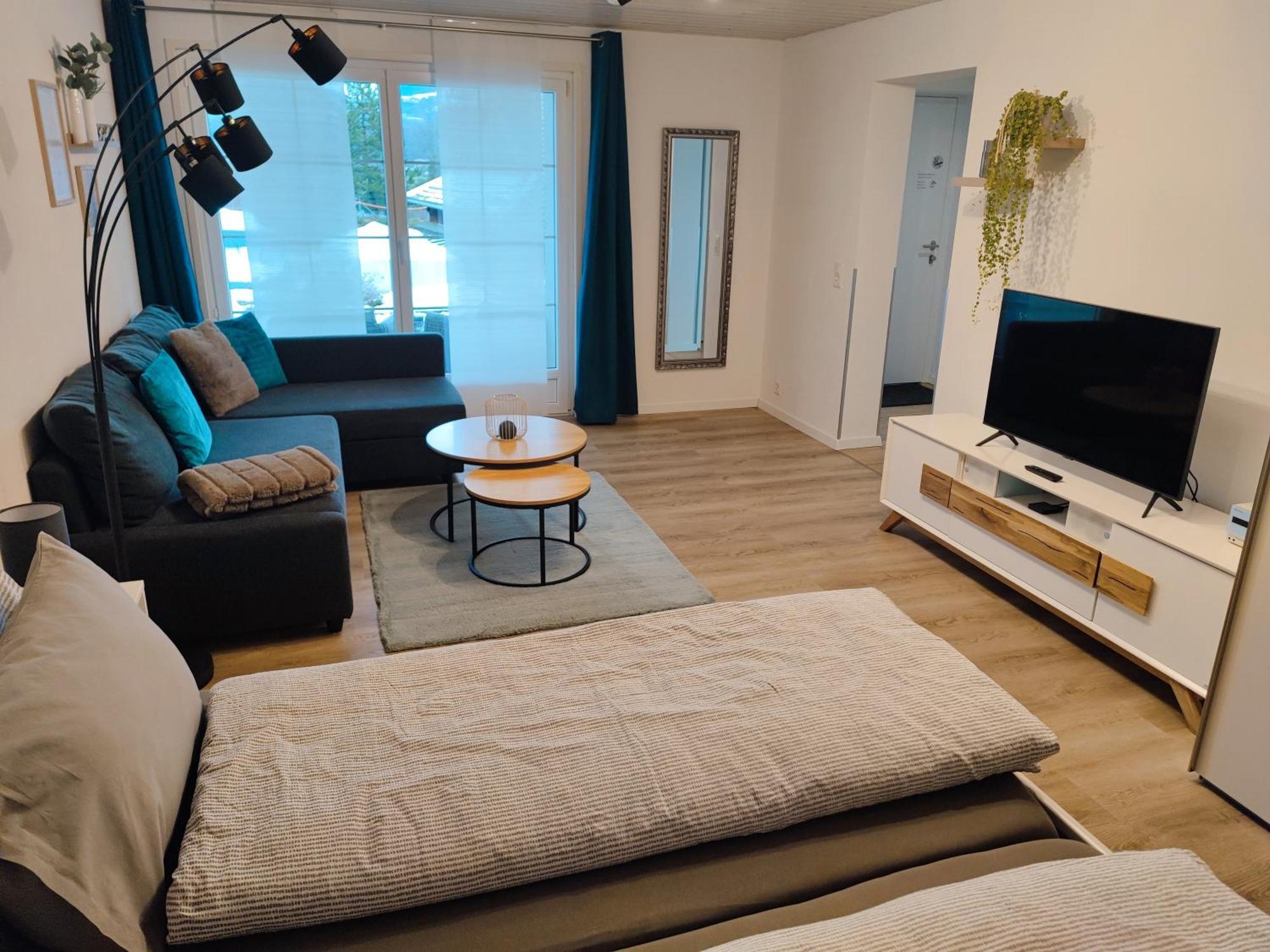 Kleine Auszeit - 2-Zimmer Ferienwohnung Spiez Bagian luar foto